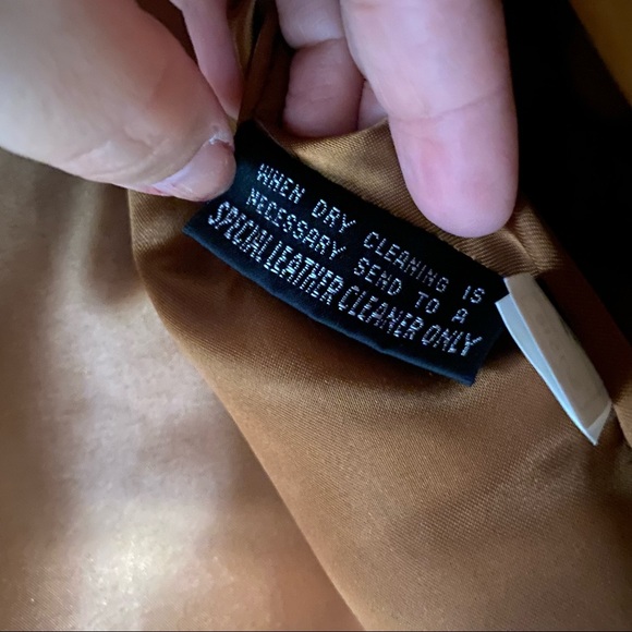 VTG leather jacket 🌿 - Picture 2 of 7